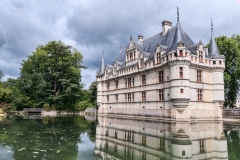 Le-chateau-d-azay-scaled